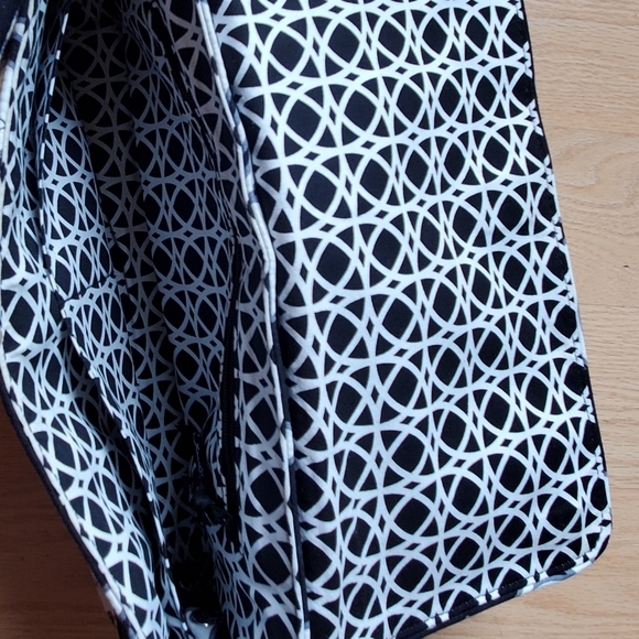 Vera Bradley Cute Purse - Picture 7 of 9